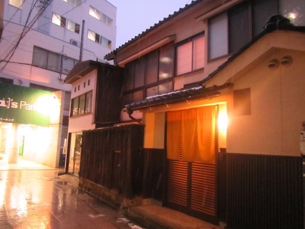 Kanazawa Machiya Inn Hana Екстериор снимка